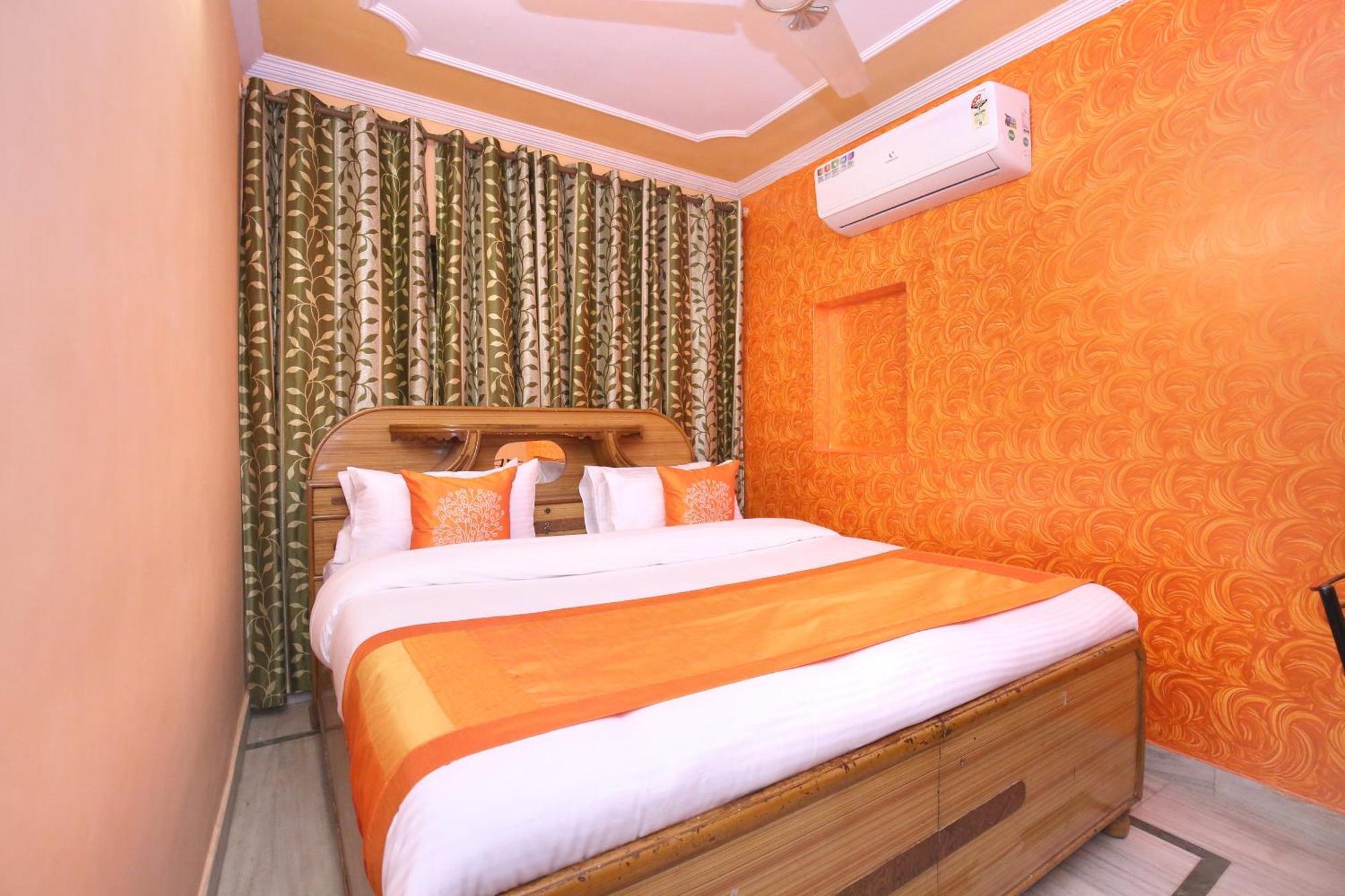 Super Hotel O Rajesh Palace Chandīgarh Exterior foto